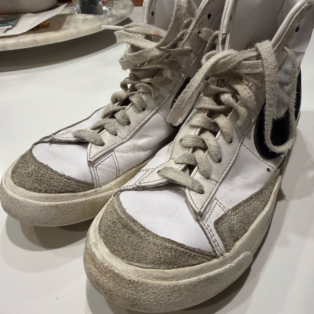 Nike High-Top Blazers Sneakers white & black